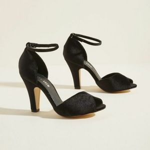 Fine Dining Peep Toe Heel